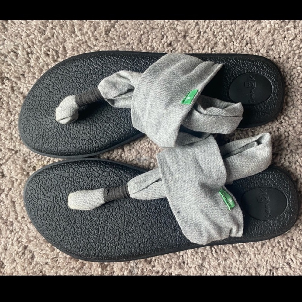 Sanuk memory foam sandals